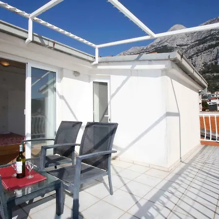 Sun Oliver Makarska