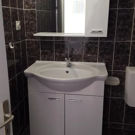 Oliver Ravlic Apartment