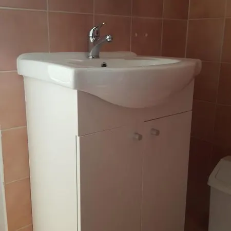 Apartment Oliver Ravlic Makarska