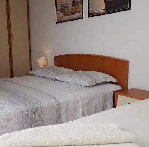 Oliver Ravlic Appartamento Makarska