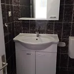Oliver Ravlic Apartamento