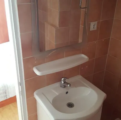 Διαμέρισμα Oliver Ravlic *